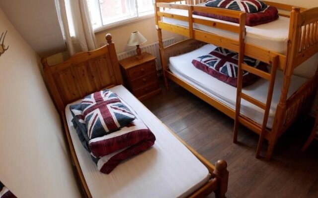 Midtown Hostel