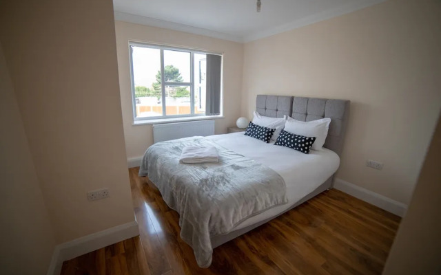 The Coach House by Riis Property