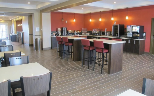 Best Western Plus Kindersley Hotel