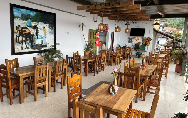 Hotel Balcon Tamesino