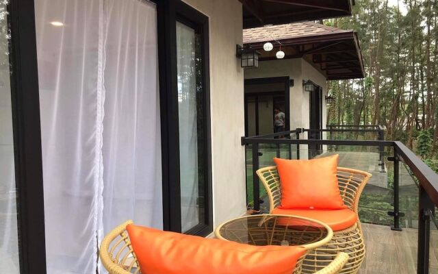 Liwa-Liw Beach Villas & Dome Glamping