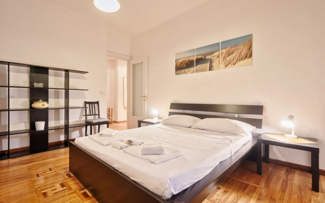 Piazza Statuto Elegant Apartment