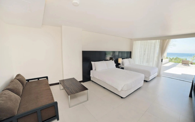 Ocean Suites Boutique Hotel