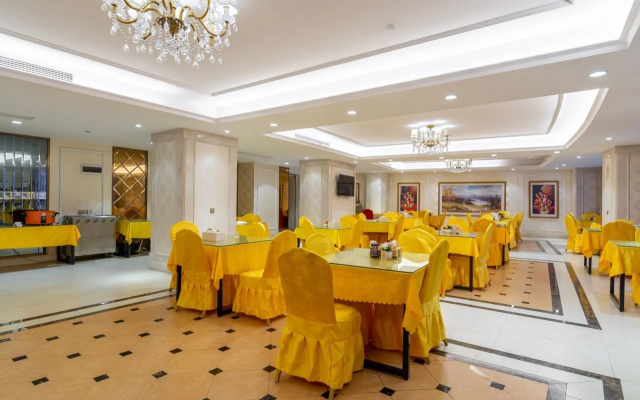 Vienna International Hotel Huiyang Municipal Square
