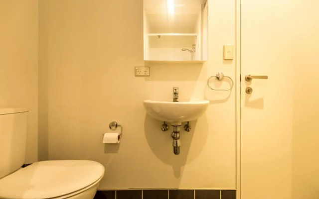 Cosy 2 Bedroom Apartment in the Heart of Auckland