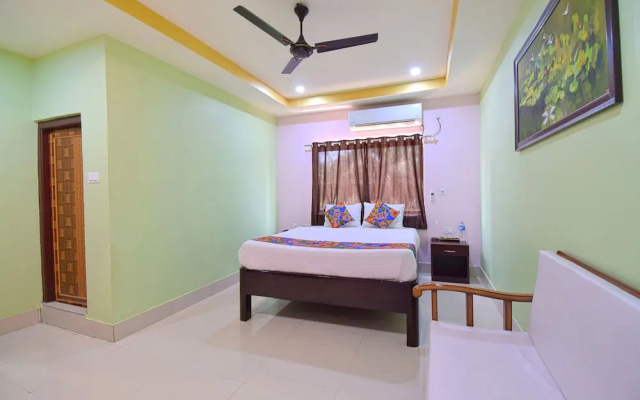 Fabhotel Knight Airways