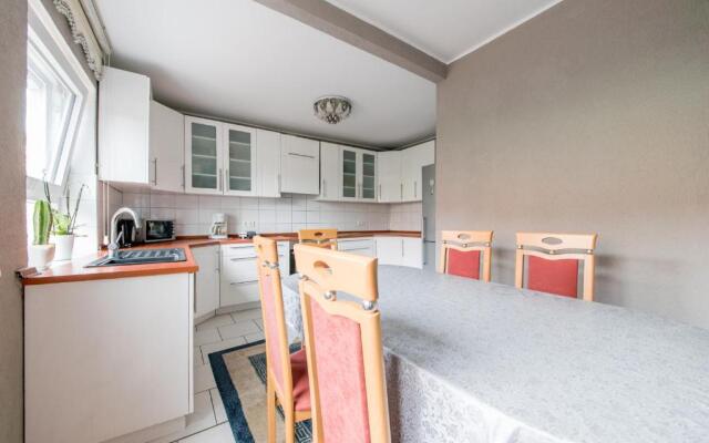 Id 4764  Private House