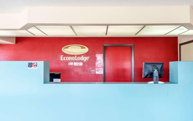 Econo Lodge Live Oak