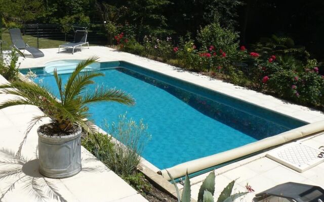 Chambres D'hôtes & Gites Pouget