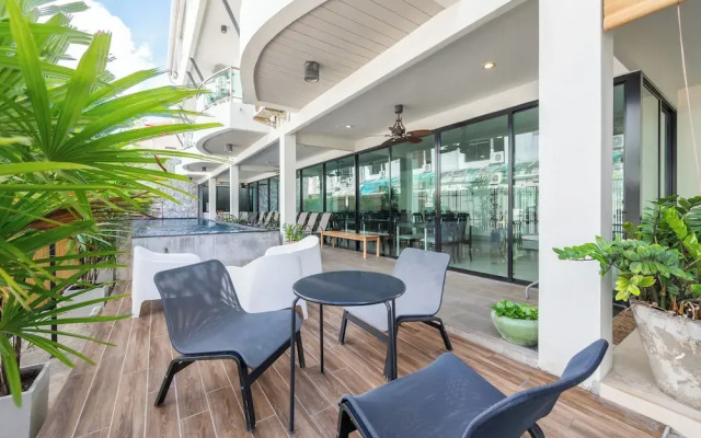Kokotel Pattaya North Beach
