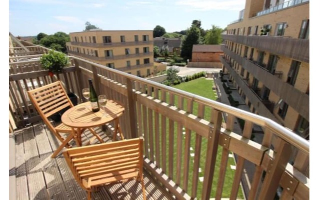 Tailored Stays - Marque Grande Apartment