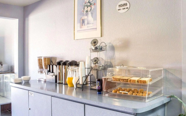 Super 8 Motel - Winslow