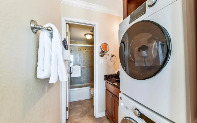 Seascape 1108 in Galveston
