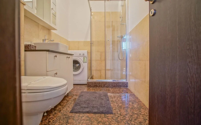 CN2i Luxury Accommodation Twins2