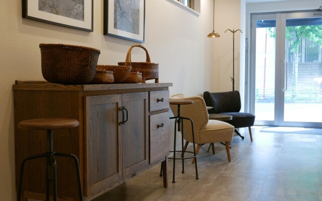 Tokyo Sakurako Hatchobori