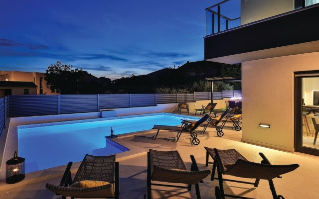 Amazing Home in Kastel Novi With Wifi and 8 Bedrooms