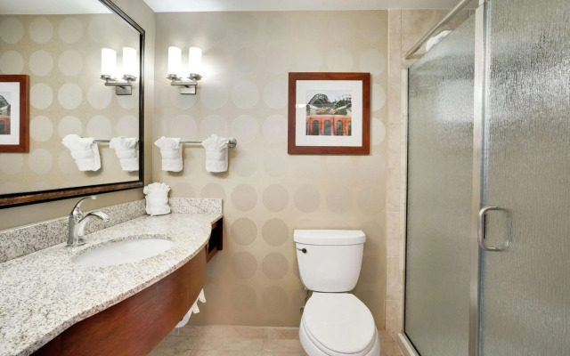Courtyard by Marriott Richmond Downtown