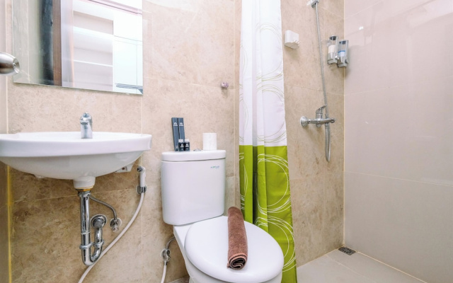 Comfort And Well Furnished Studio At Transpark Cibubur Apartment