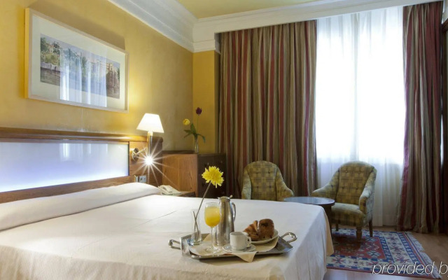 Senator Gran Vía 70 Spa Hotel
