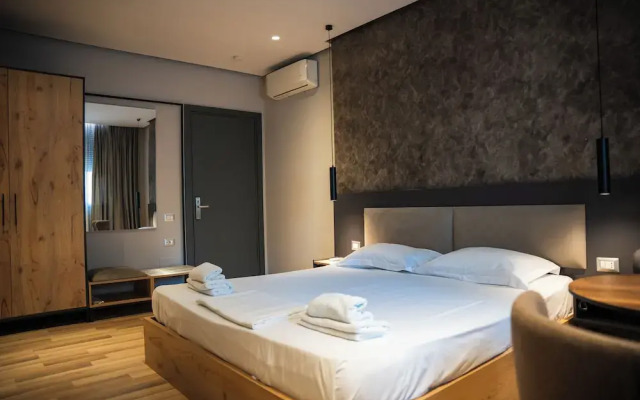 Center Boutique Hotel