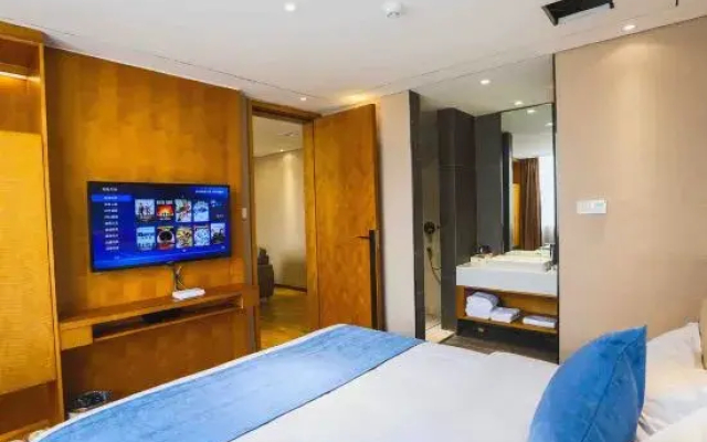 Marriott Guihuang Hotel (Guigang High - speed Railway Station Branch, Keshi World Plaza Branch)