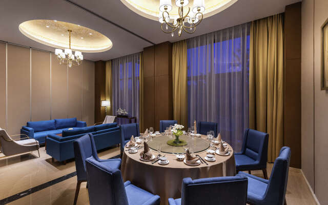 Novotel Qingdao New Hope Hotel