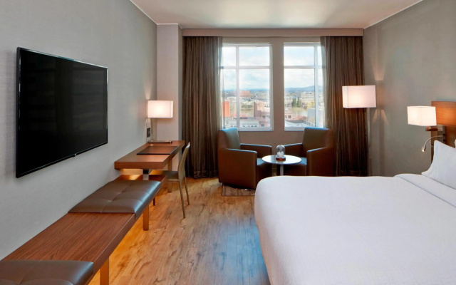 AC Hotel by Marriott Portland Downtown, OR