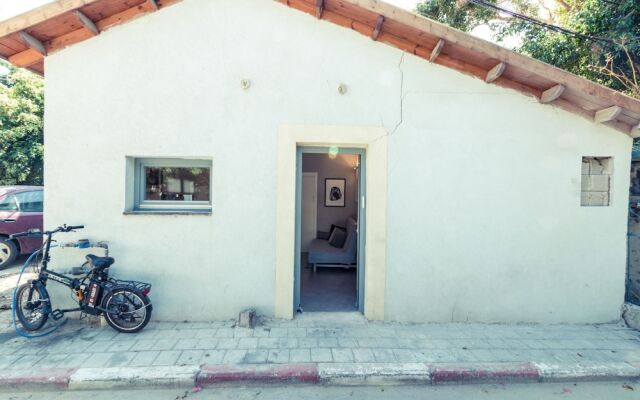 Lovely 1BR Apt in Neve Tzedek W Parking