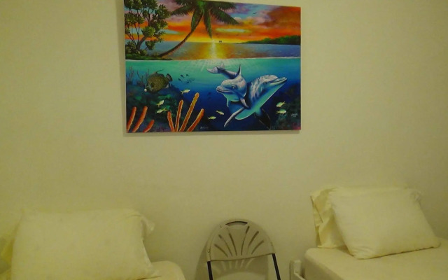 Hacienda Tropical Guest House