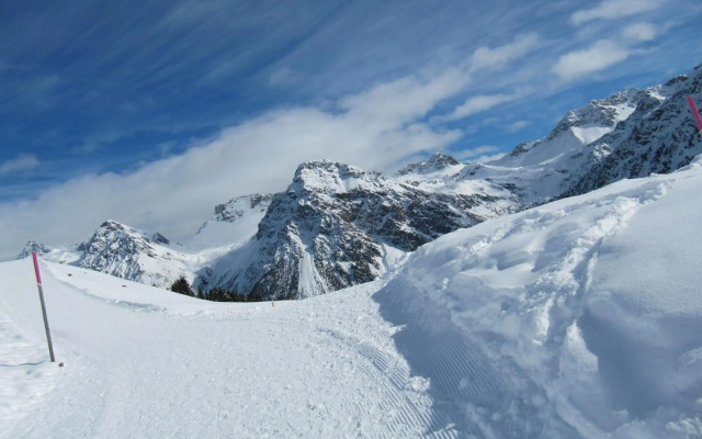 Arosa Alpine Club - Adults Only
