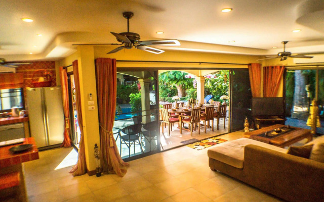 Coconut Paradise Villas