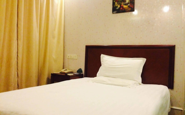 GreenTree Inn Shanghai Dongming Road Subway Station Express