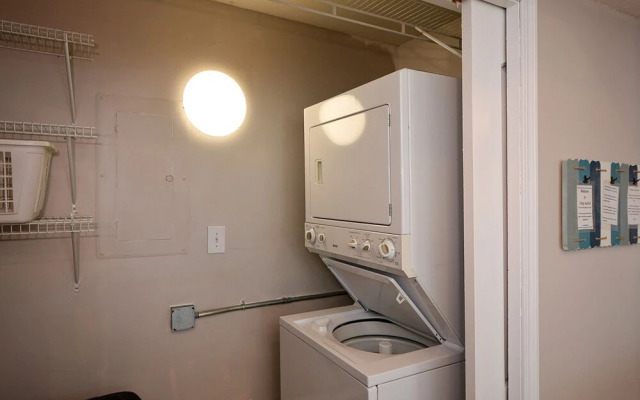 Shoreline 3084 Condo by RedAwning