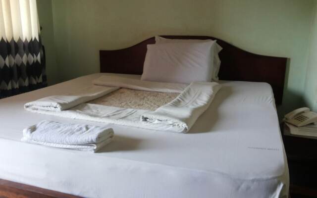 DaysInn Hotel