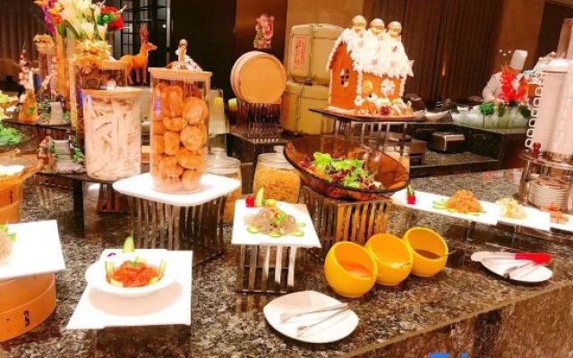 Guangzhou Peace Hotel – Meal – Xinyang