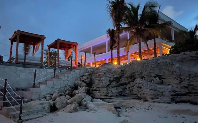 Perfect Beach Location For Families And Weddings