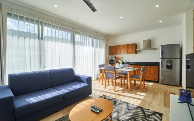 Amira Central 305 By Lockey