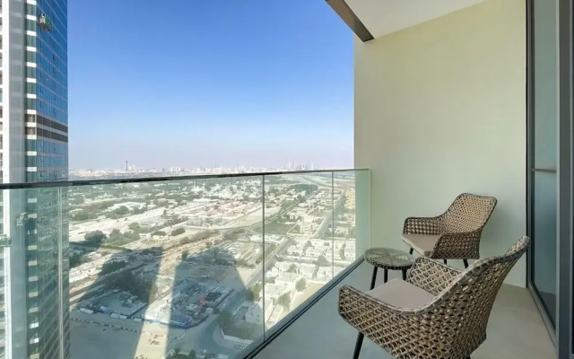 Skyscrapper Connected to DM by Bnbmehomes