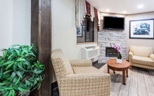 Super 8 by Wyndham Sterling Heights/Detroit Area