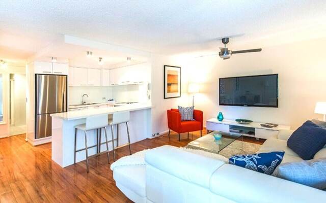 South Perth Deluxe Apartment