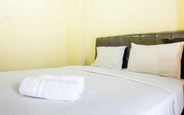 Compact and Cozy Studio Apartment Green Pramuka City By Travelio – Guest Rooms – Jakarta