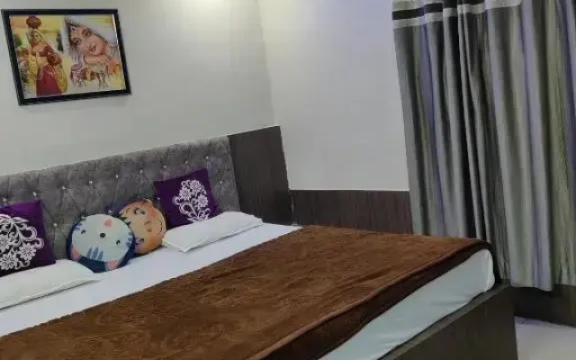 Hotel Centre Point by OYO Rooms