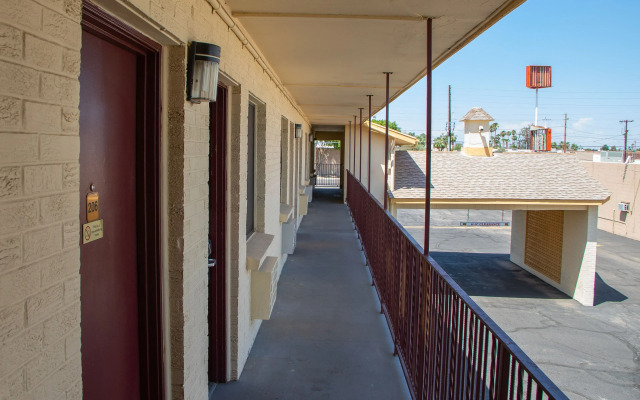 Travel Inn - In Phoenix (Alhambra)