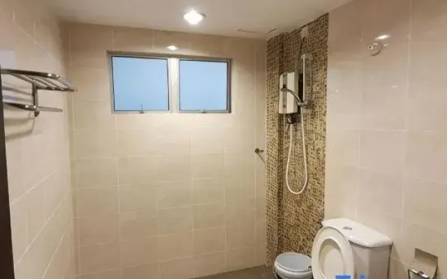 Spacious & Homey Apartment at Marina Island by JoMy Homestay
