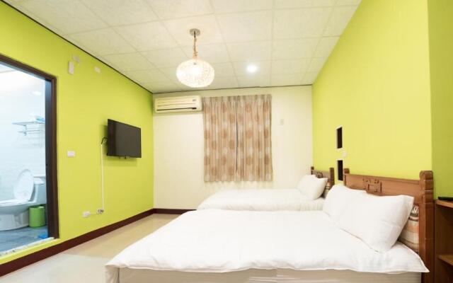 17years old coffee hostel