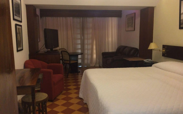 Sailing Hotel & Spa