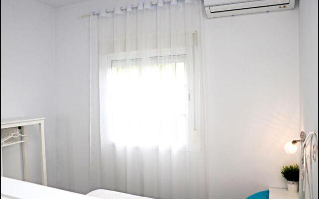 Bungalow Ramos III, con piscina compartida