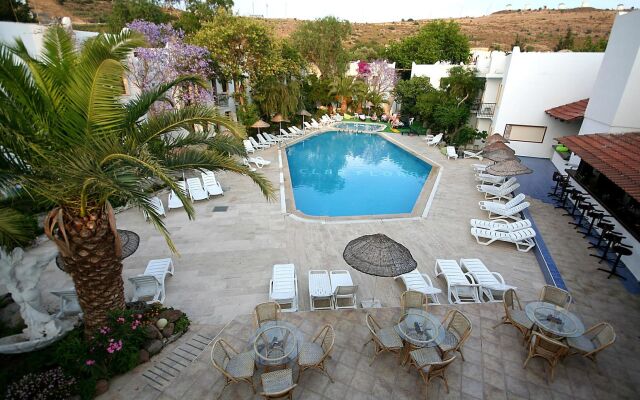 Flora Hotel Bodrum