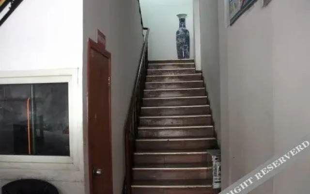Runquan Hostel