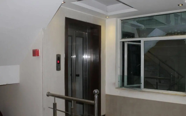 Hotel Srivinayak